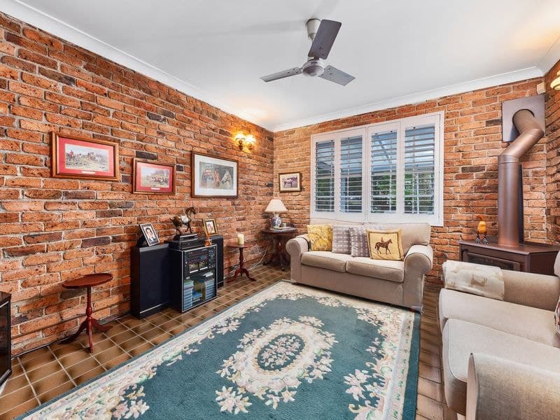 9 Neverfail Place, Oatley, Oatley - Thumbnail 3