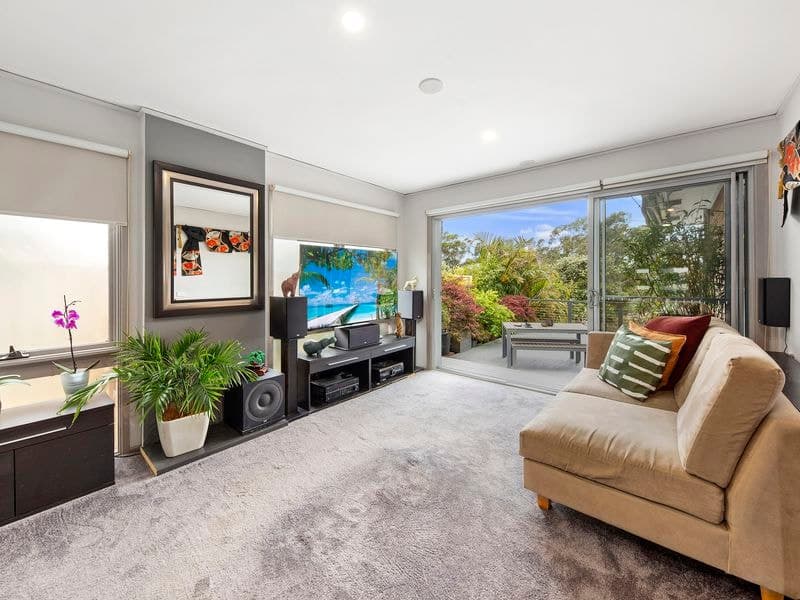 22 Peebles Avenue, Kirrawee, Kirrawee - Thumbnail 3