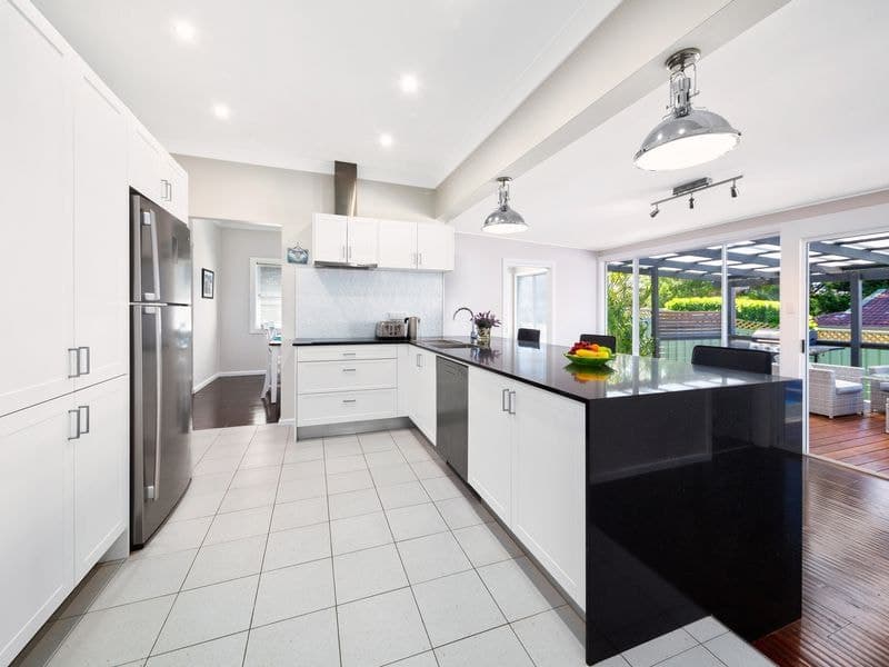 8 Barjadda Avenue, Sylvania, Sylvania - Thumbnail 4