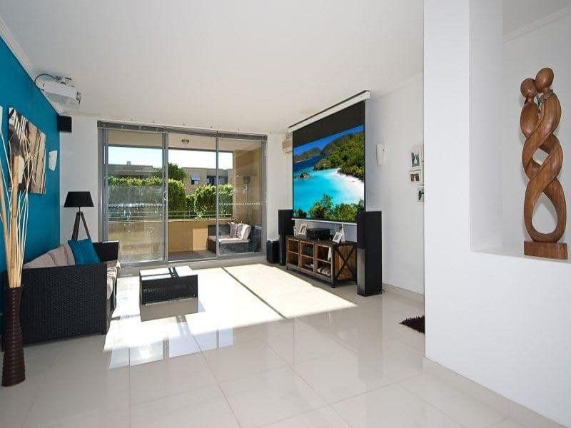 207 / 4 The Piazza , Wentworth Point, Wentworth Point - Image 1