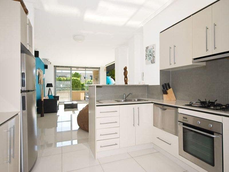 207 / 4 The Piazza , Wentworth Point, Wentworth Point - Thumbnail 2