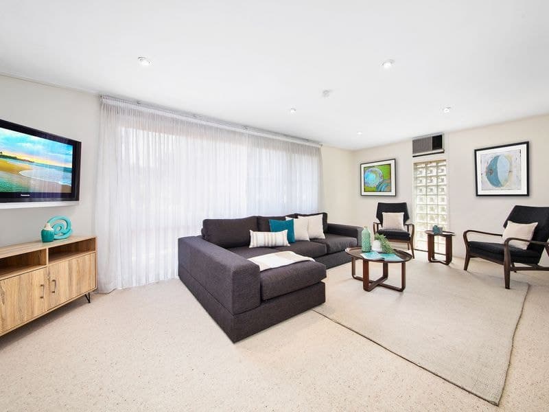 16 Macquarie Street, Gymea, Gymea - Thumbnail 2