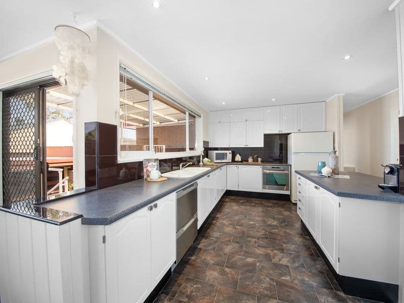 16 Macquarie Street, Gymea, Gymea - Thumbnail 3