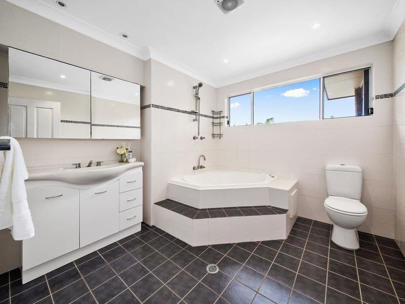 16 Macquarie Street, Gymea, Gymea - Thumbnail 5