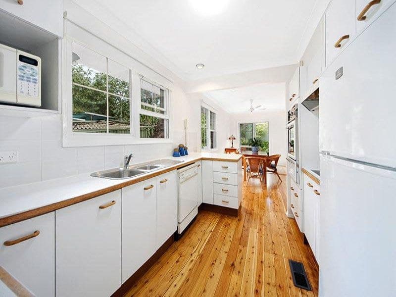 16 Mikarie Place, Kirrawee, Kirrawee - Thumbnail 3