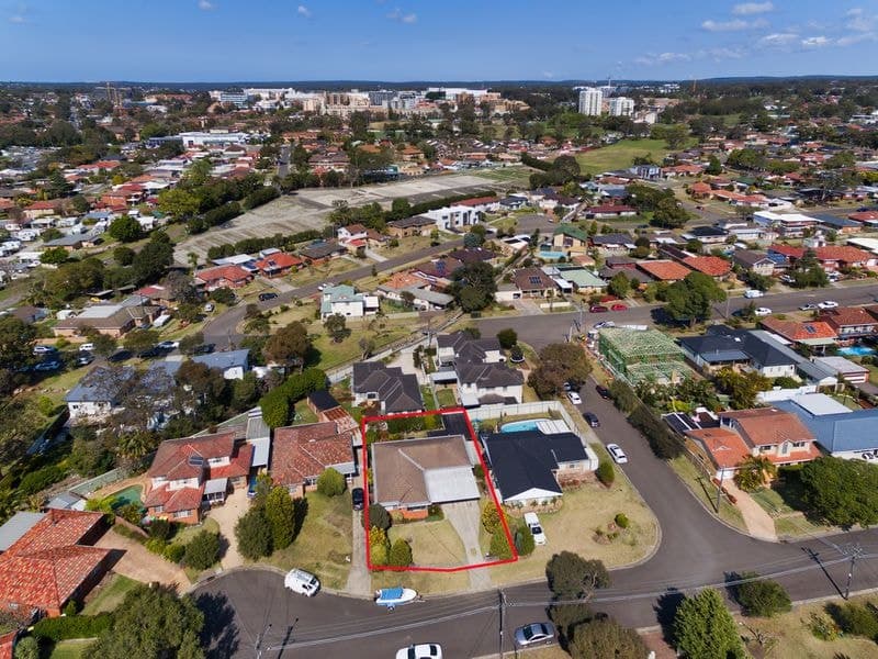 8 Queanbeyan Avenue, Miranda, Miranda - Thumbnail 7