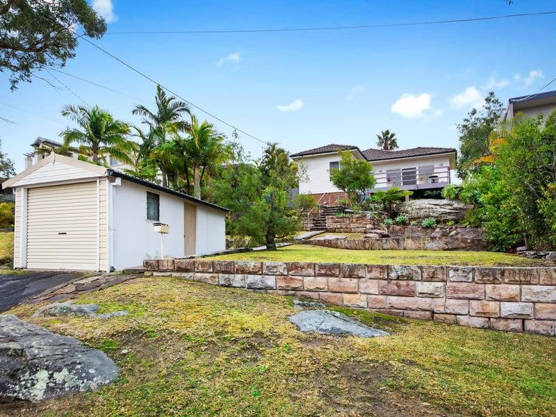 27 Drummond Road, Oyster Bay, Oyster Bay - Image 1