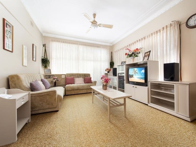6 Birunna Avenue, Gymea, Gymea - Thumbnail 2