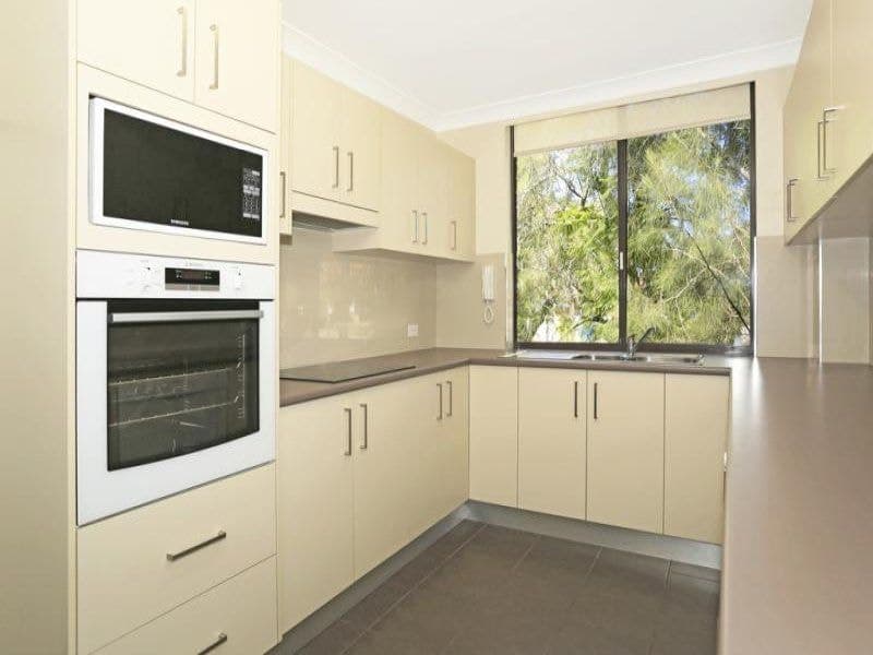 3 / 54 Port Hacking Road, Sylvania, Sylvania - Thumbnail 2