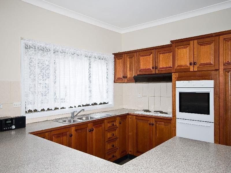 13 Easton Avenue, Sylvania, Sylvania - Thumbnail 2