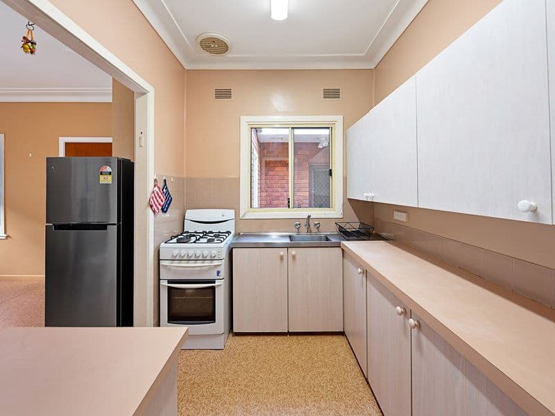 26 Huntingdale Avenue, Miranda, Miranda - Thumbnail 4