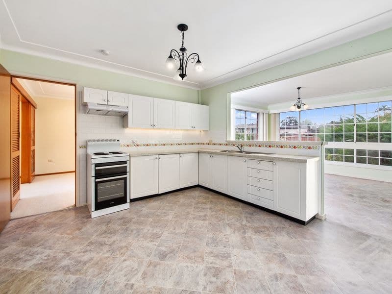 14 Ord Crescent, Sylvania Waters, Sylvania Waters - Thumbnail 2