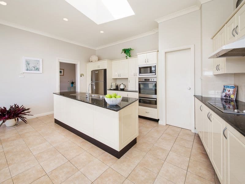 47 Juvenis Avenue, Oyster Bay, Oyster Bay - Thumbnail 4