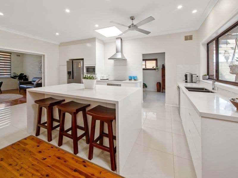 22 Meadow Place, Miranda, Miranda - Thumbnail 3