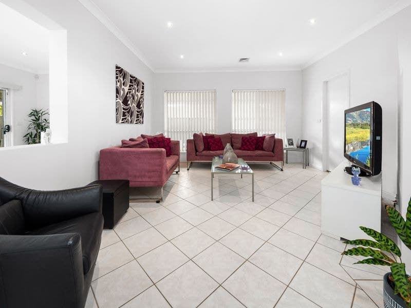 15 Woodlands Road, Taren Point, Taren Point - Thumbnail 7