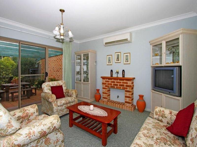 4 / 93 Port Hacking Road, Sylvania, Sylvania - Thumbnail 2