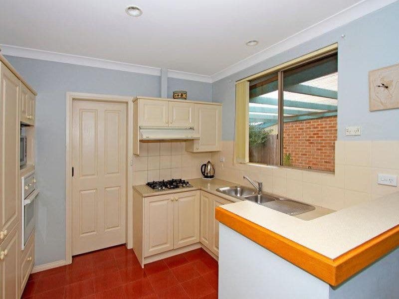 4 / 93 Port Hacking Road, Sylvania, Sylvania - Thumbnail 3