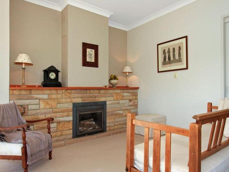 11 Juvenis Avenue, Oyster Bay, Oyster Bay - Thumbnail 5