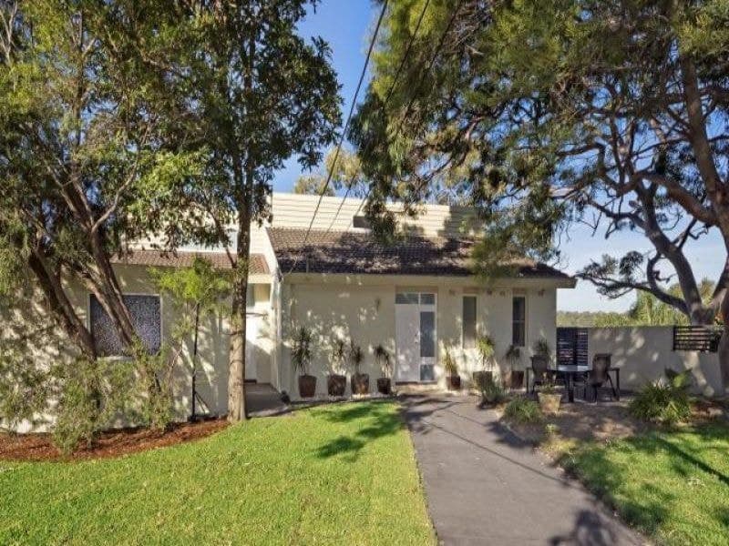36 Connell Road, Oyster Bay, Oyster Bay - Image 1