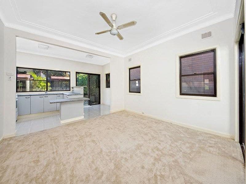 179 Oak Road, Kirrawee, Kirrawee - Thumbnail 2