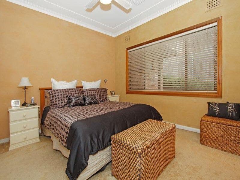 13 Canberra Road, Sylvania, Sylvania - Thumbnail 5