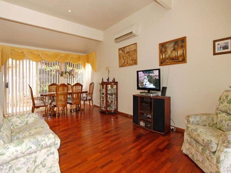 21 Milburn Road, Gymea, Gymea - Thumbnail 2