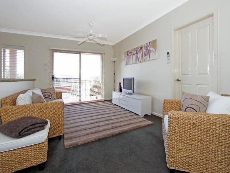 41 Connell Road, Oyster Bay, Oyster Bay - Thumbnail 2