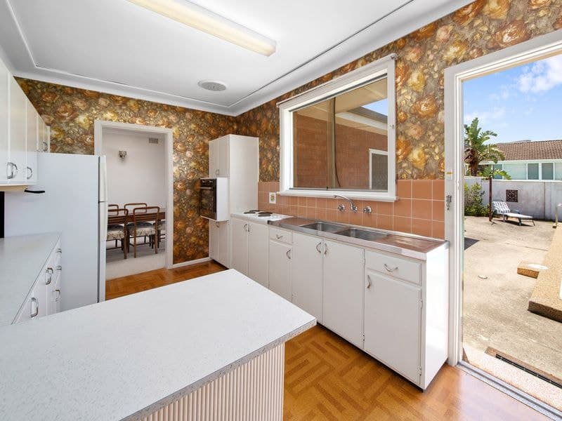 17 Garnet Road, Miranda, Miranda - Thumbnail 5