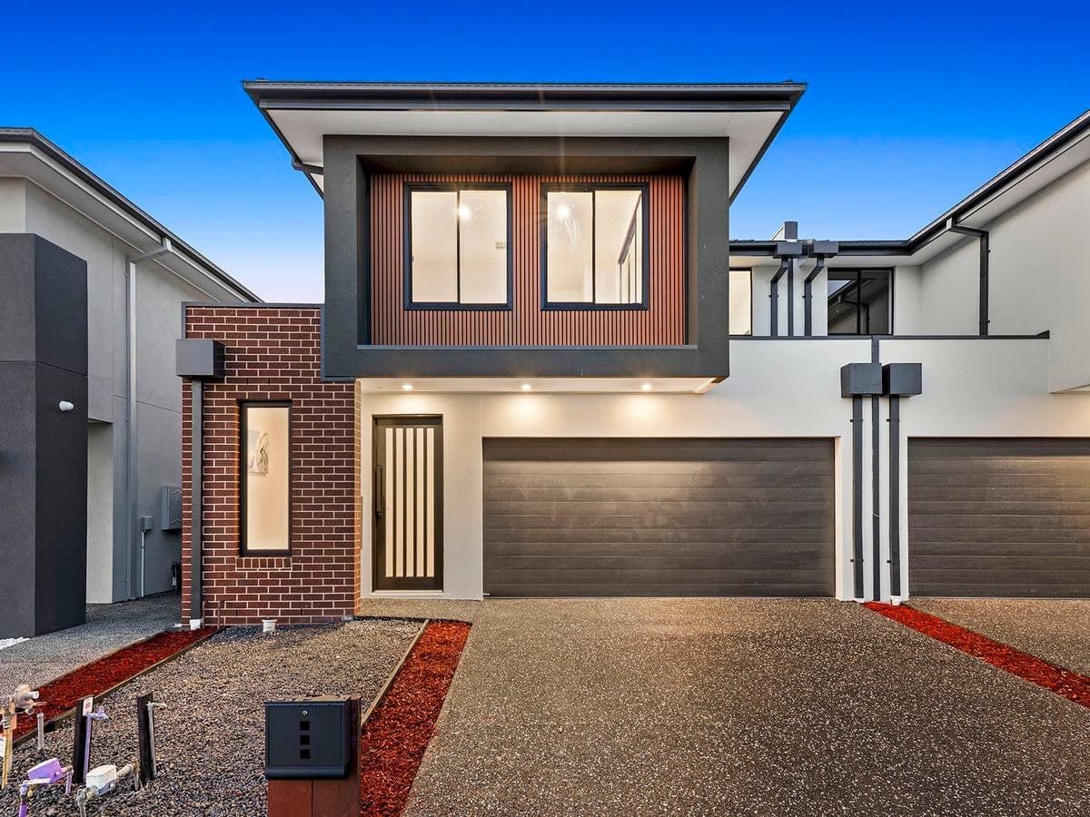 45 Rivella Drive, Clyde North, Clyde North - Image 1