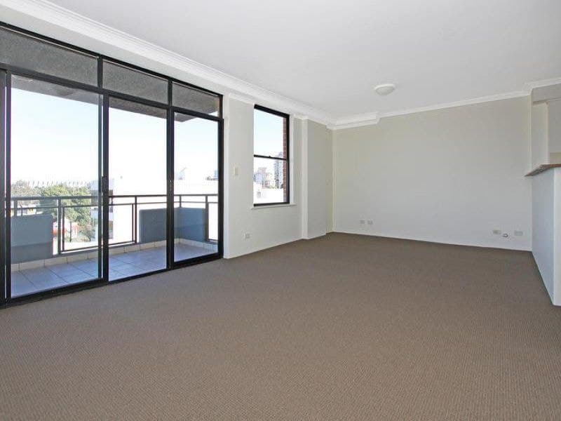 55 / 6-12 Carrington Avenue, Hurstville, Hurstville - Thumbnail 2