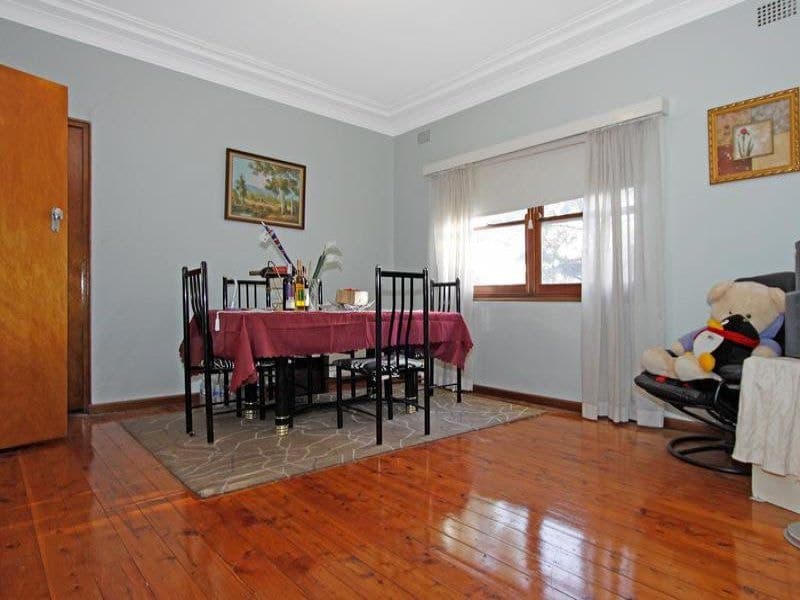 59A Gloucester Road, Hurstville, Hurstville - Thumbnail 3