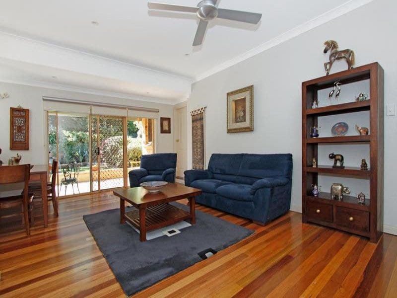 11 Rickard Road, Oyster Bay, Oyster Bay - Thumbnail 2