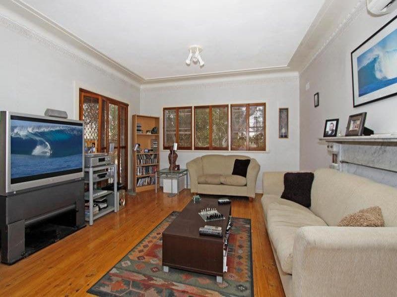 7 Alexander STREET, Sylvania, Sylvania - Thumbnail 2