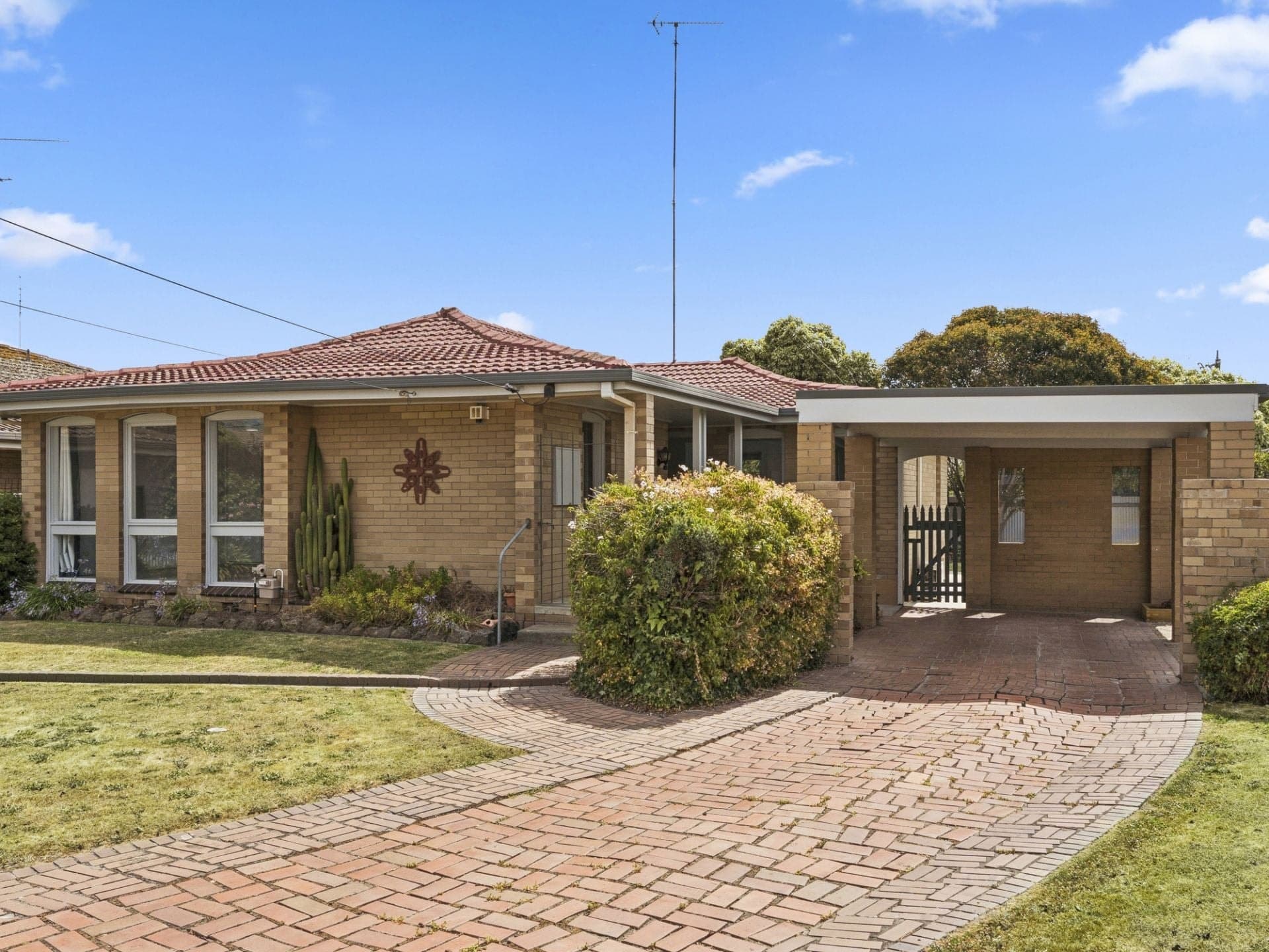 5 Batson Crescent Elliminyt VIC, Elliminyt - Image 1