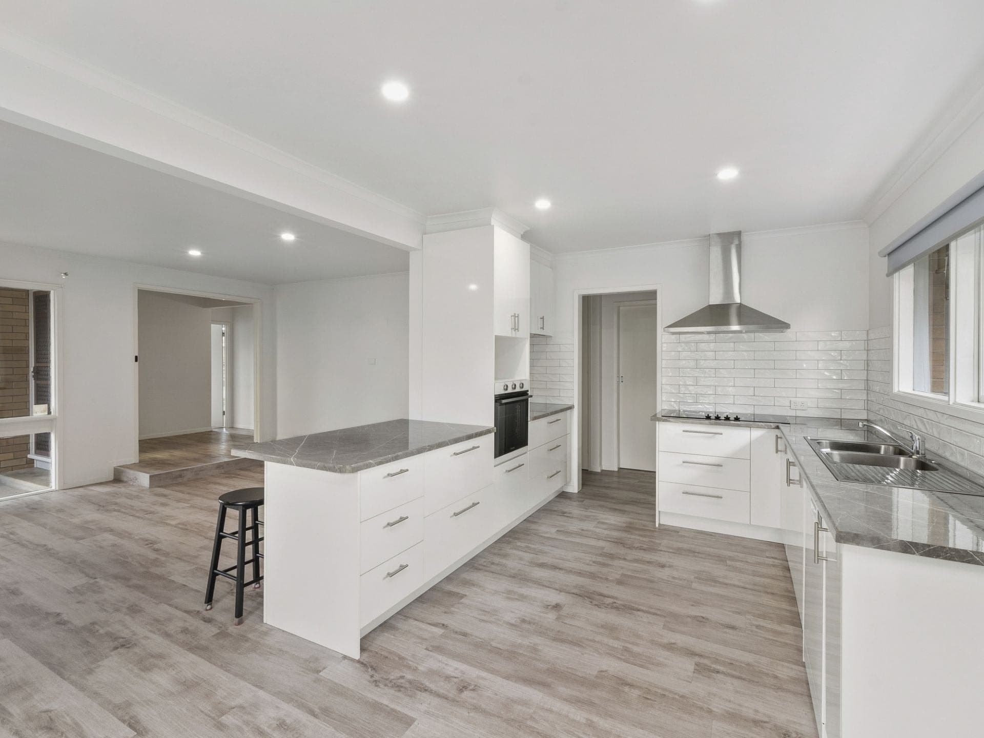 5 Batson Crescent Elliminyt VIC, Elliminyt - Thumbnail 2