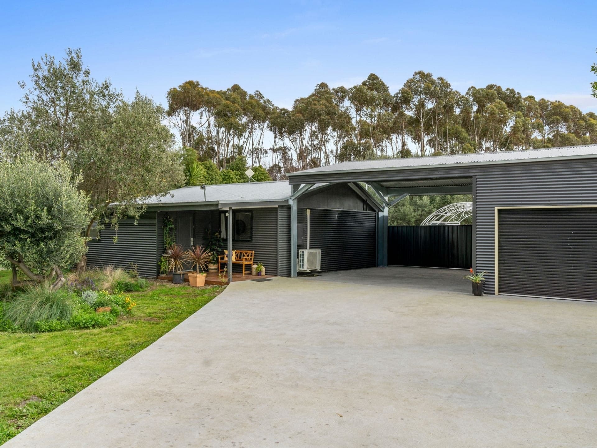 35 New Station Street Cressy VIC, Cressy - Image 1