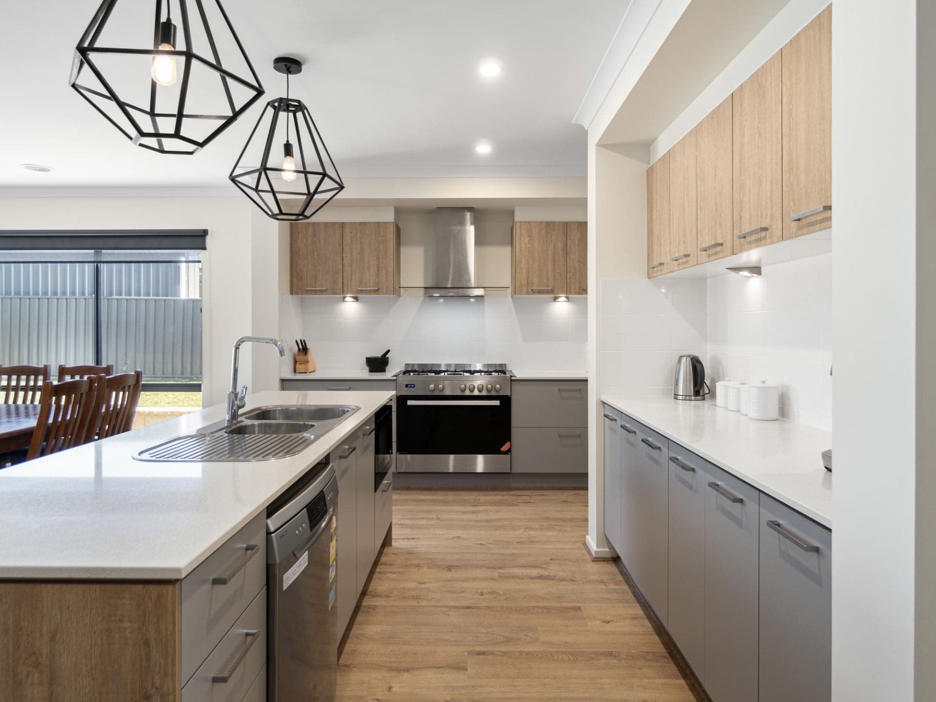 4 Hakea Drive Elliminyt VIC, Elliminyt - Image 1
