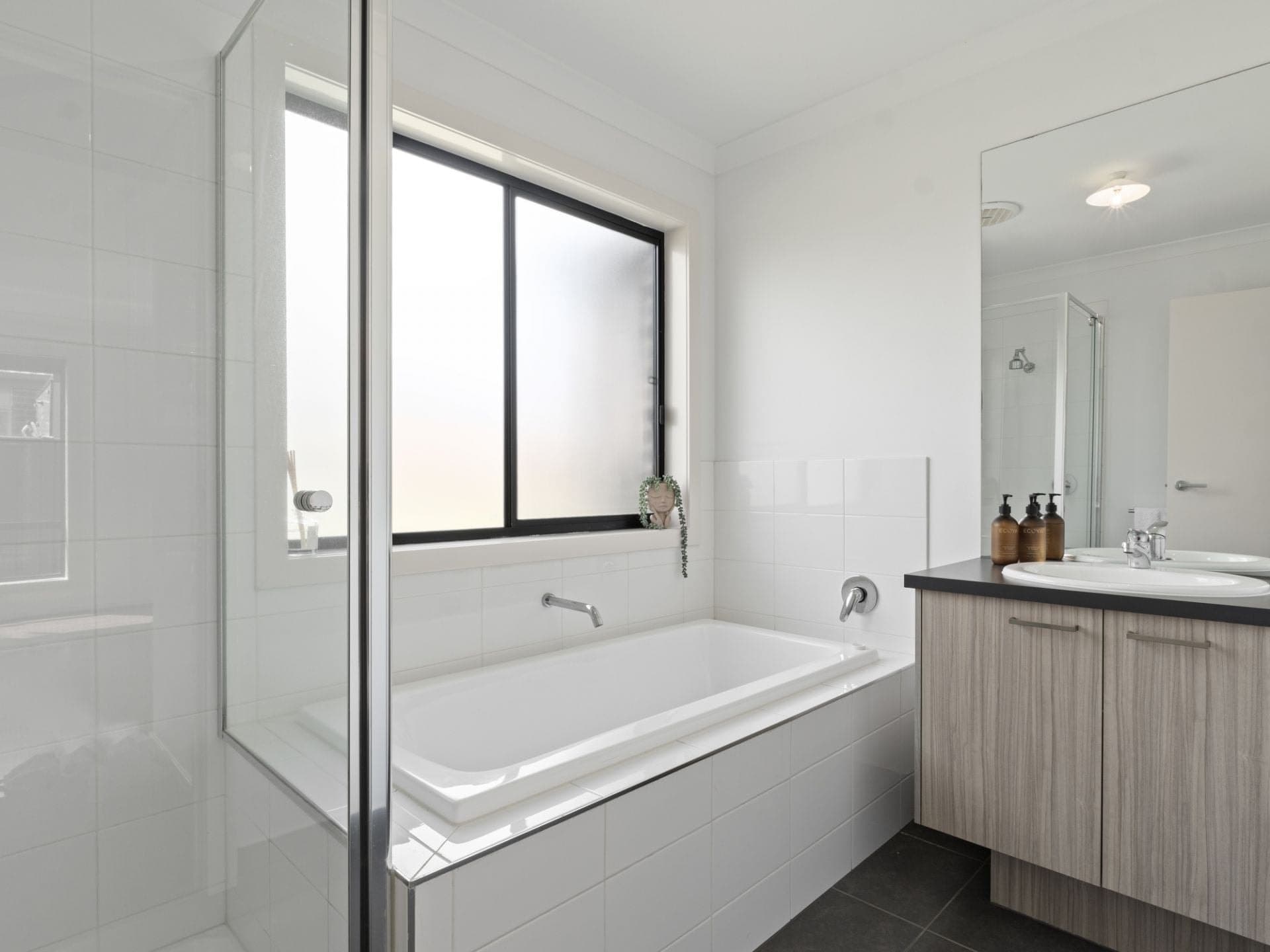 16 Imperial Drive Colac VIC, Colac - Thumbnail 7