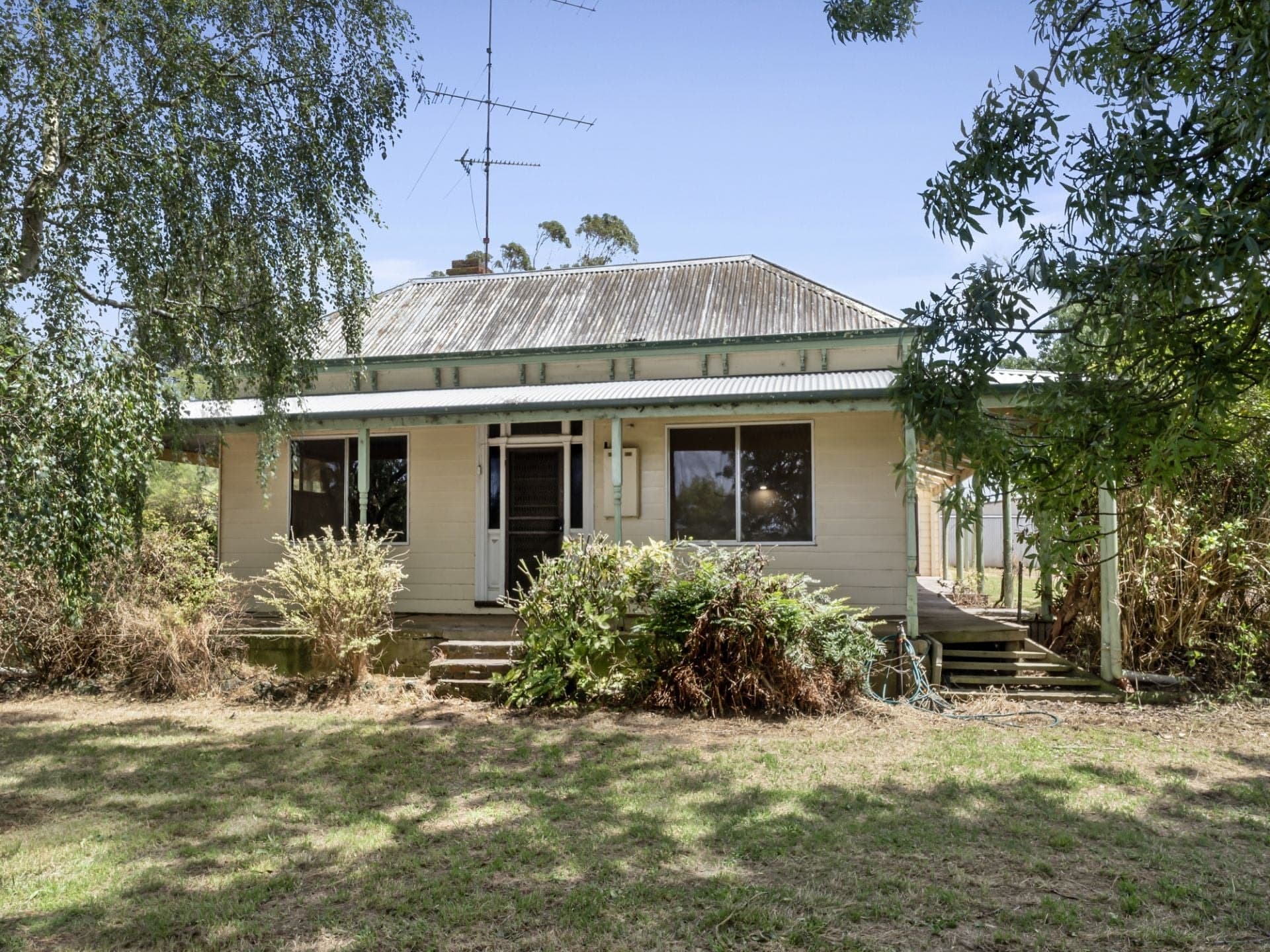 1110 Camperdown Cobden Road Cobden VIC, Cobden - Thumbnail 4