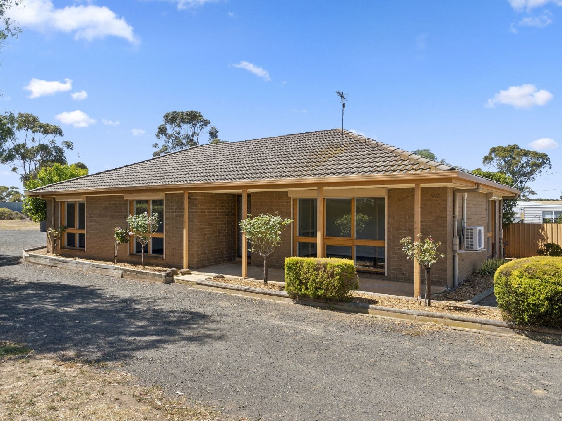 34 Yarima Road Cressy VIC, Cressy - Thumbnail 2