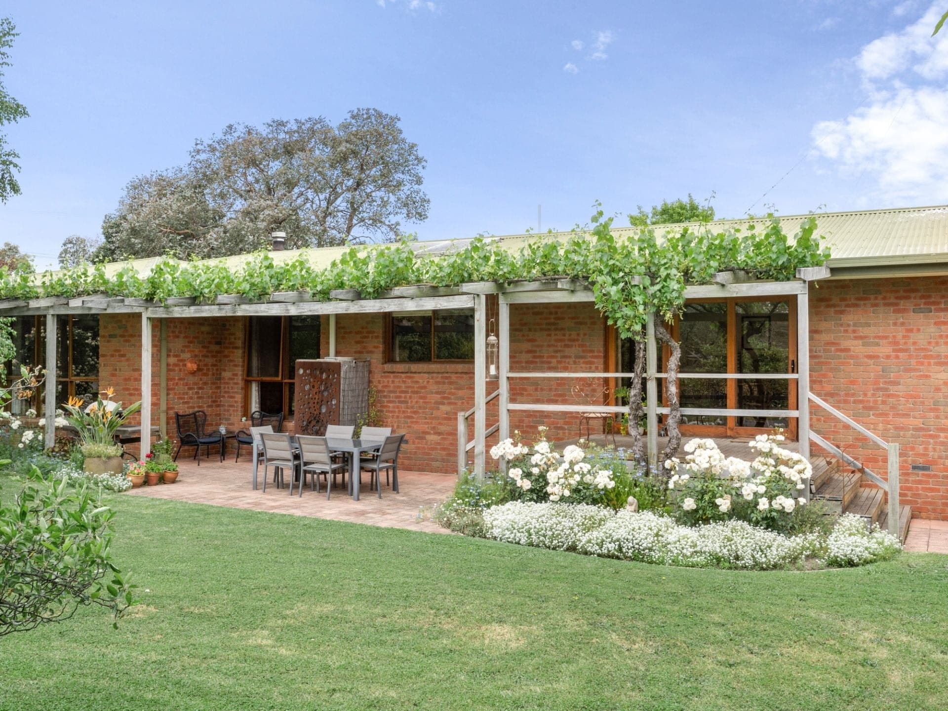 235 Armstrong Street Elliminyt VIC, Elliminyt - Image 1