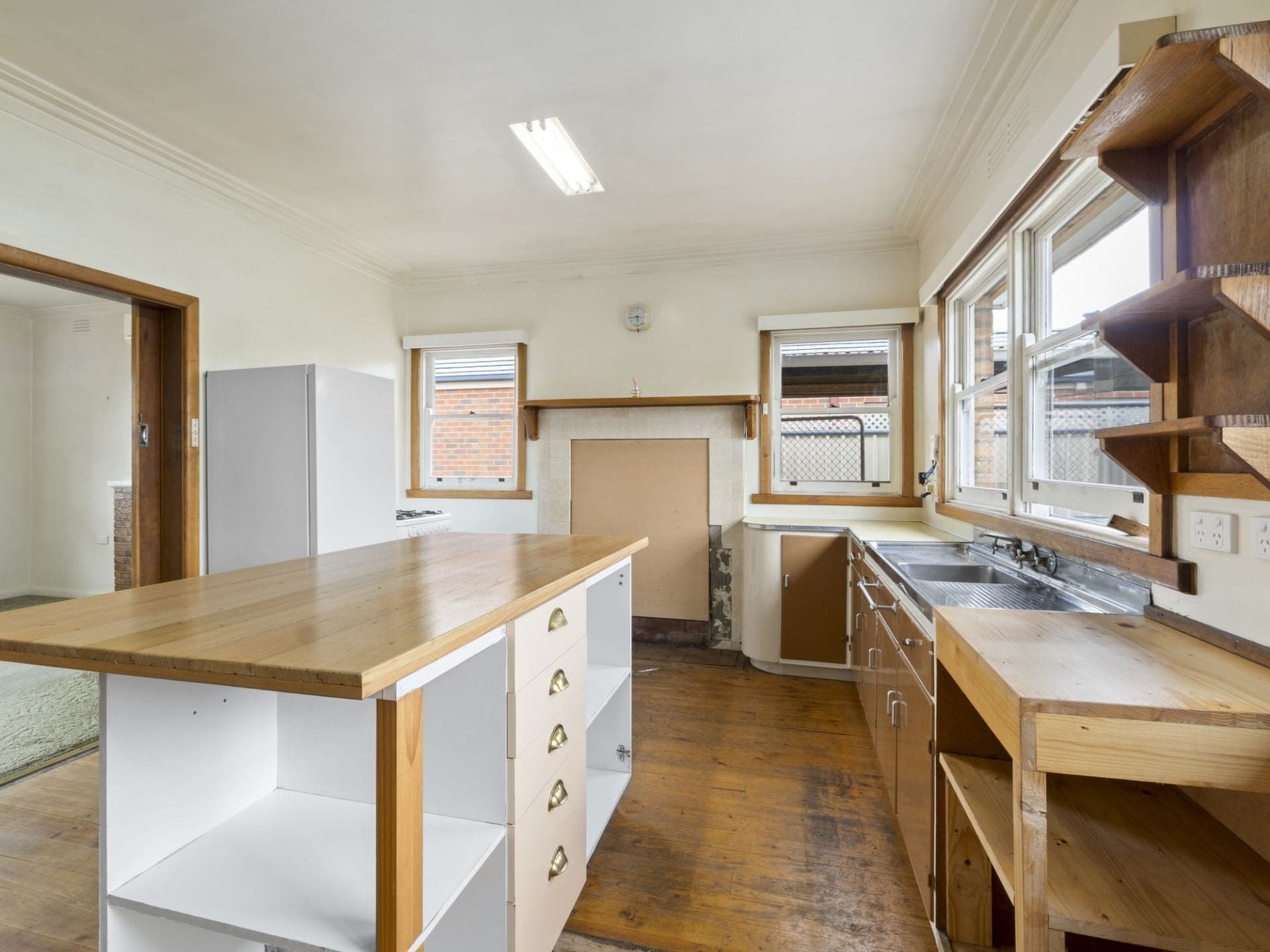 8 Campbell Street Colac VIC, Colac - Thumbnail 3