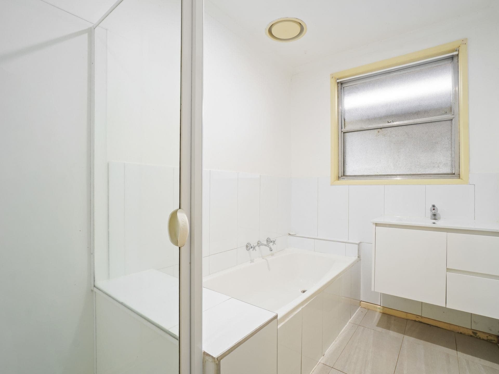 12 Bassett Court Colac VIC, Colac - Thumbnail 7
