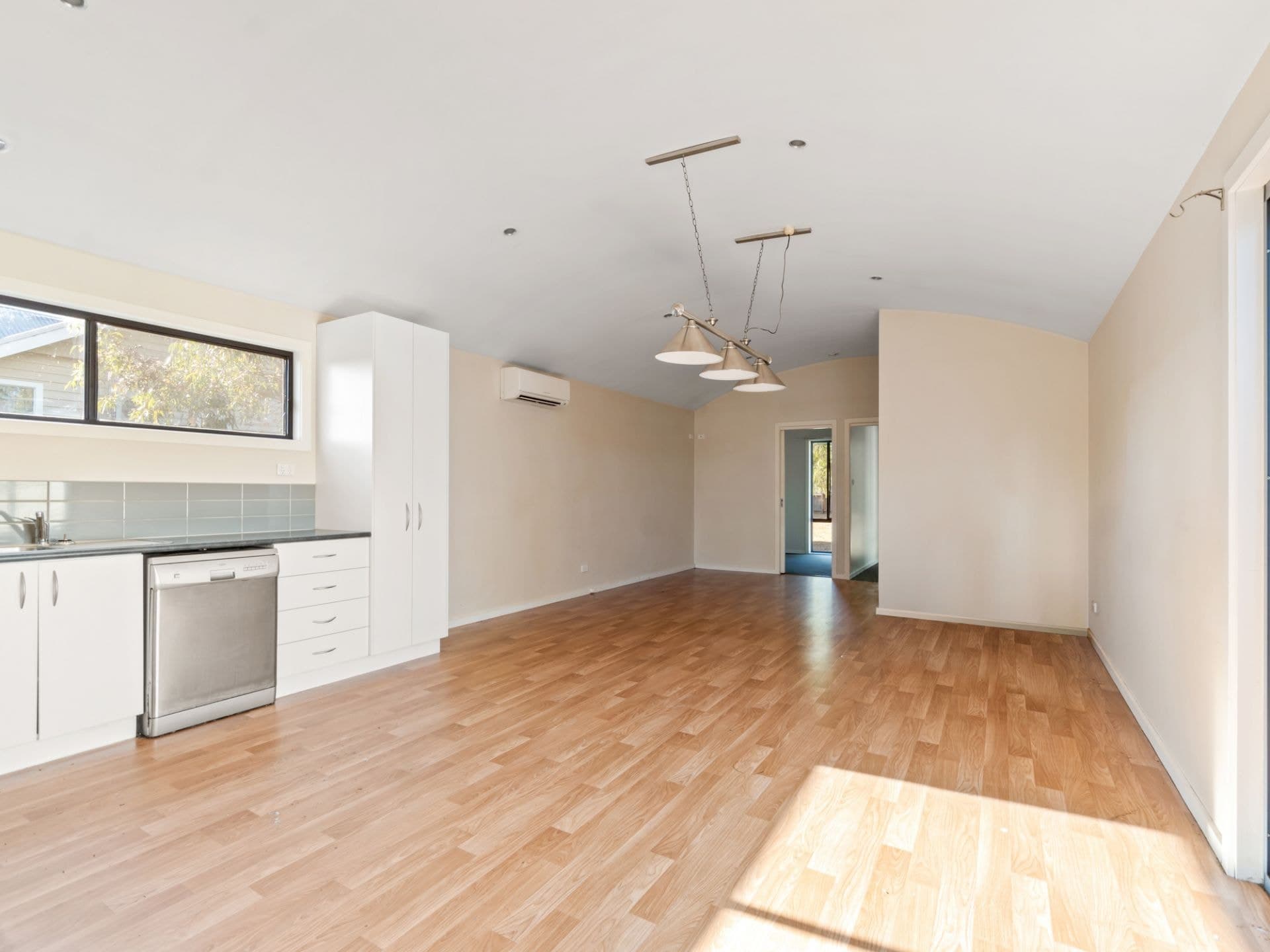 10 Parkes Street Colac VIC, Colac - Thumbnail 4