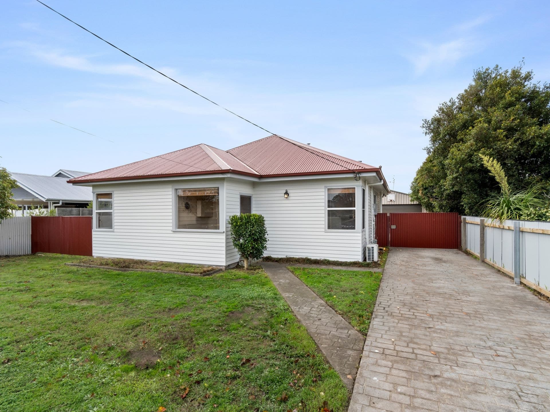 98 Church Street Colac VIC, Colac - Image 1
