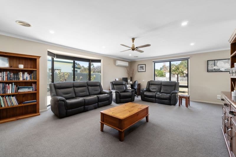19 Hill Street Colac VIC, Colac - Thumbnail 3