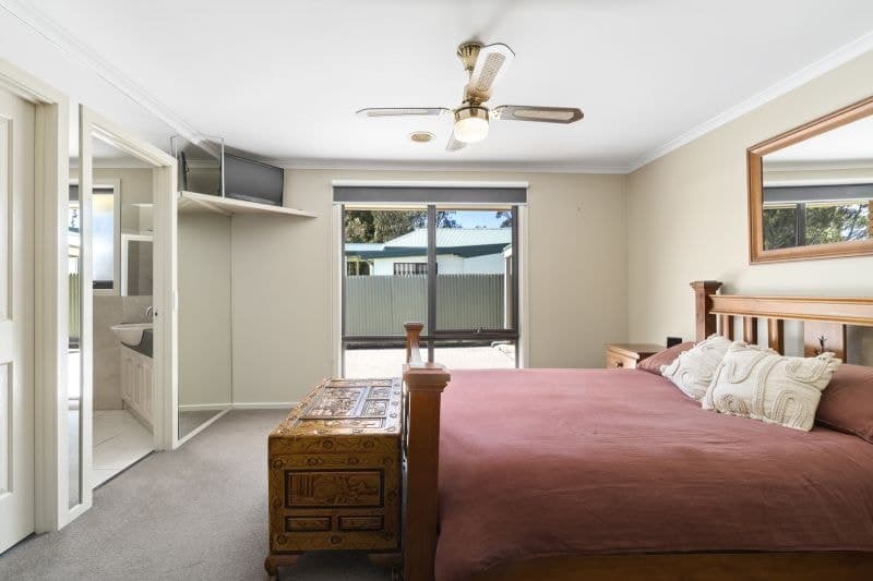 19 Hill Street Colac VIC, Colac - Thumbnail 8