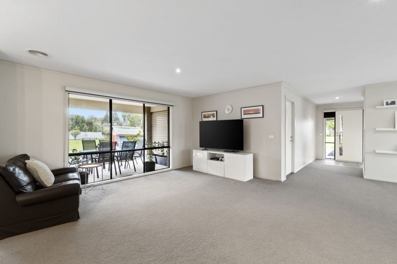 25 Coulston Street Beeac VIC, Beeac - Thumbnail 6
