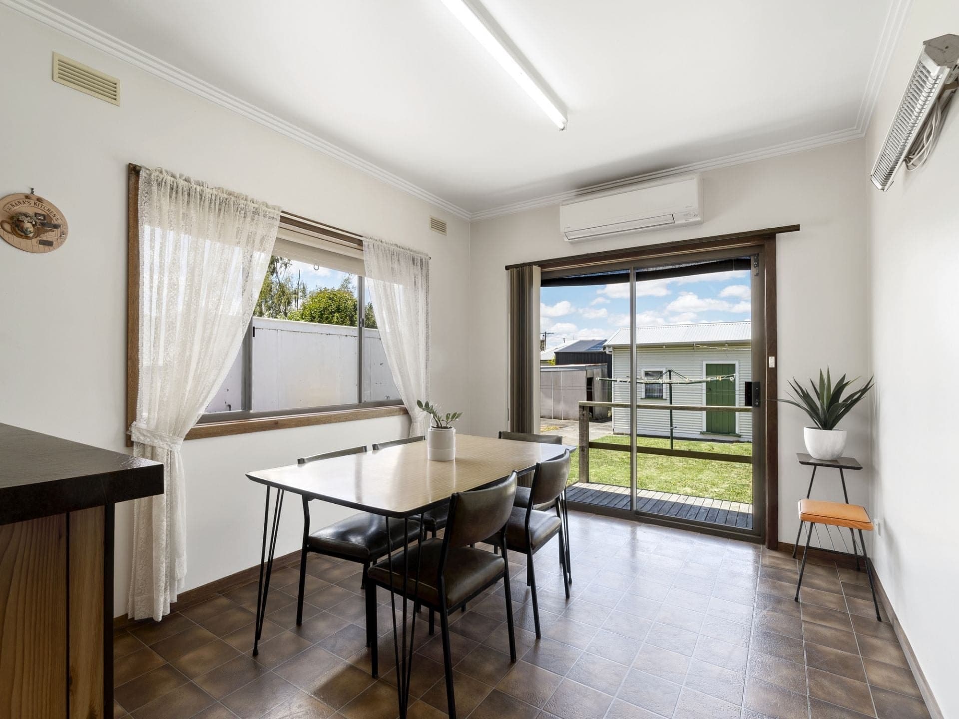 72 Armstrong Street Colac VIC, Colac - Thumbnail 7