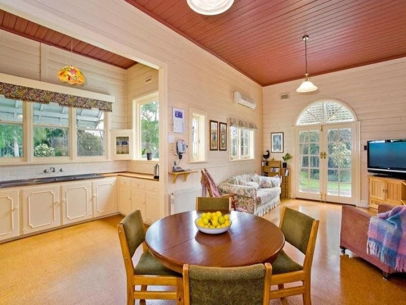 25-27 McDonald Street COLAC VIC, Colac - Thumbnail 2